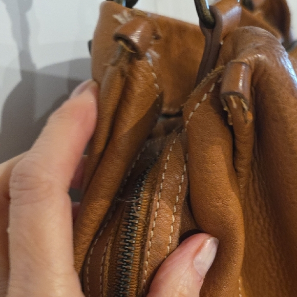 American Leather Co. Lenox Triple Entry Leather Sa - Picture 6 of 16